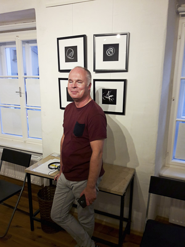 diARTGALERIE_HINTER-DEM-BILD-4